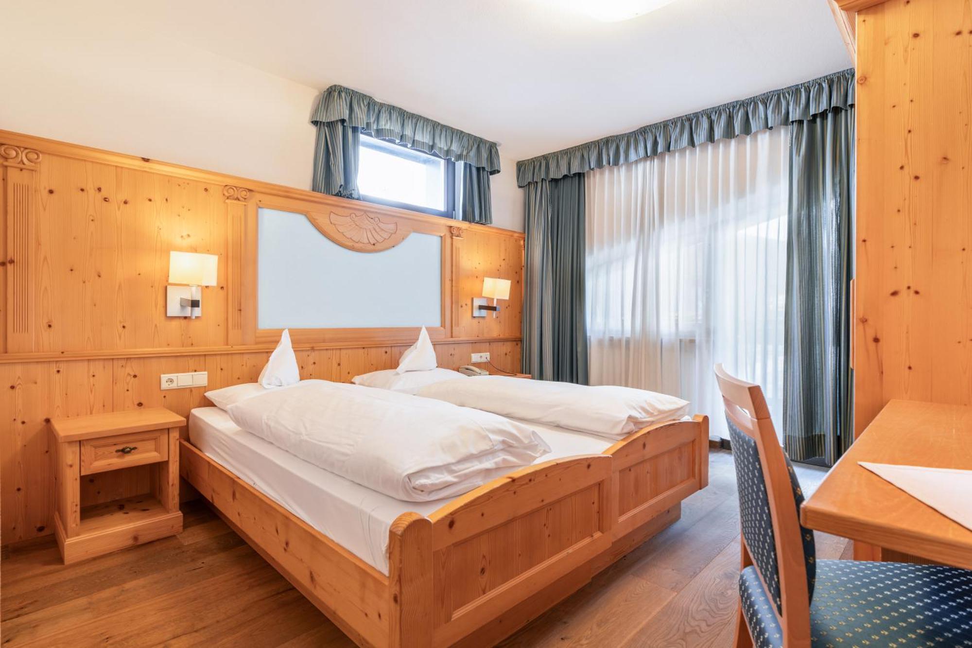 Sporthotel Panorama كورفارا إنْ بادِيا المظهر الخارجي الصورة