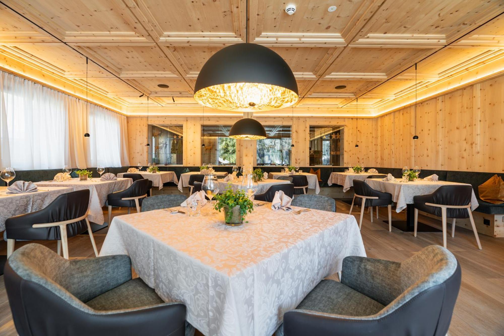 Sporthotel Panorama كورفارا إنْ بادِيا المظهر الخارجي الصورة